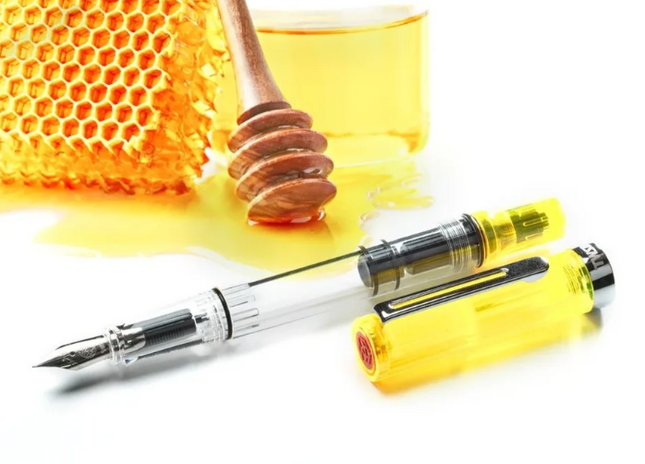 TWSBI ECO Fountain Pen - Transparent Yellow