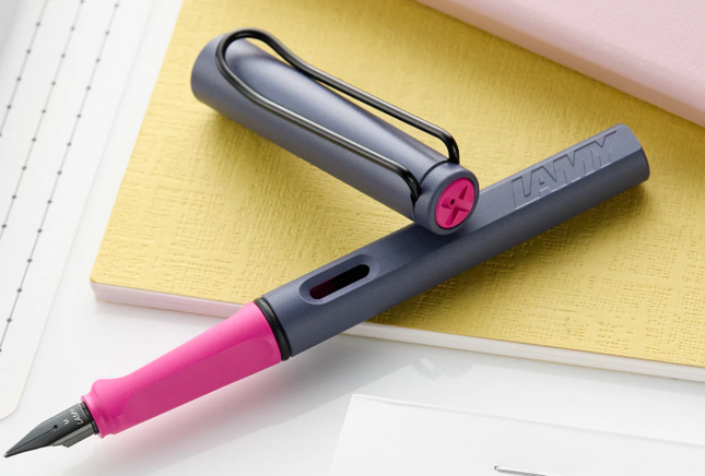 Lamy Safari Fountain Pen - Pink Cliff