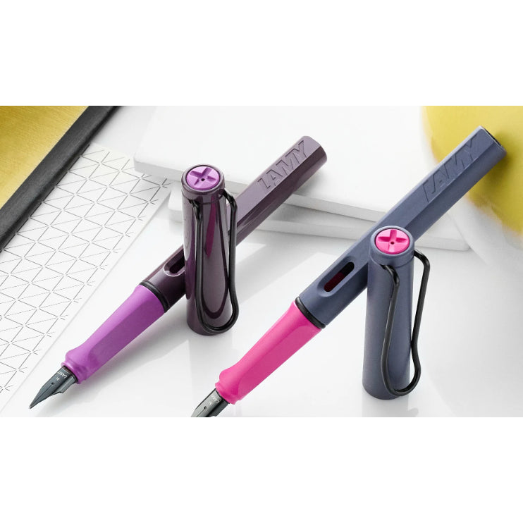 Lamy Safari Kewi Fountain Pen Limited/Special Edition 2024 Fine Nib