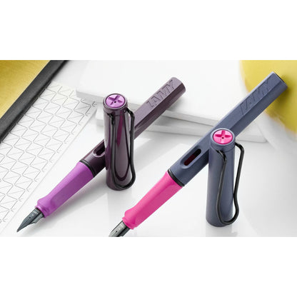 Lamy Safari Kewi Fountain Pen Limited/Special Edition 2024 Fine Nib